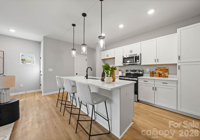 2013 Custer Street, Charlotte, NC 28216