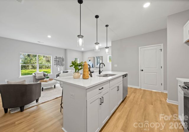 2013 Custer Street, Charlotte, NC 28216