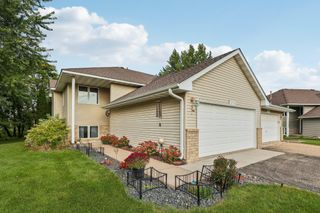 12350 61st Avenue N, Plymouth, MN 55442