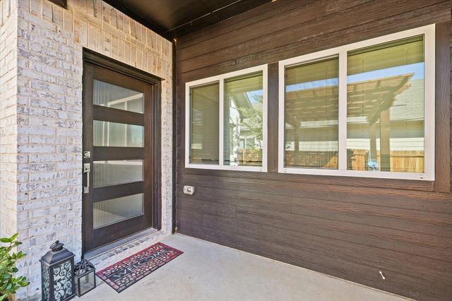 605 Presidio Street, Aubrey, TX 76227