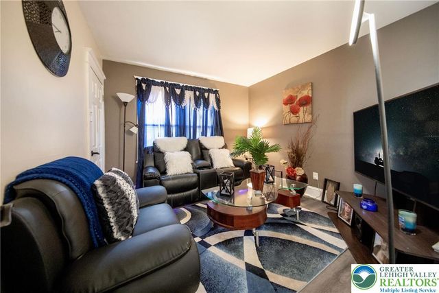 2239 Freemansburg Avenue, Easton, PA 18042