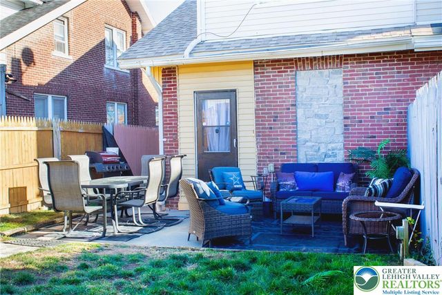 2239 Freemansburg Avenue, Easton, PA 18042