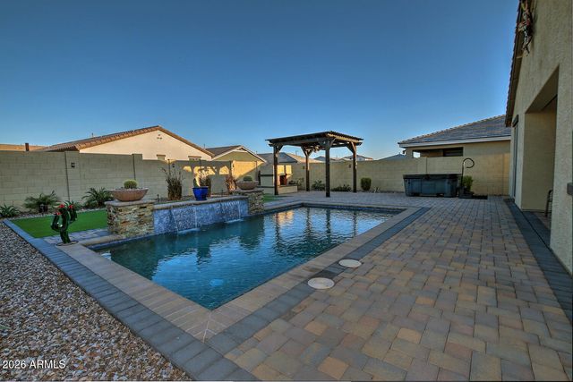 537 S 200TH Avenue, Buckeye, AZ 85326