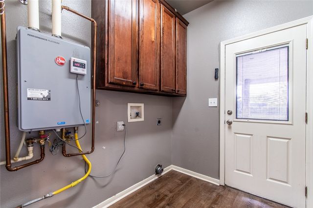 6720 Fm Rd 1833, Robstown, TX 78380