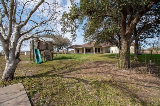 6720 Fm Rd 1833, Robstown, TX 78380