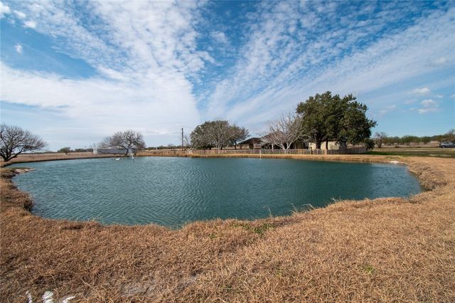 6720 Fm Rd 1833, Robstown, TX 78380