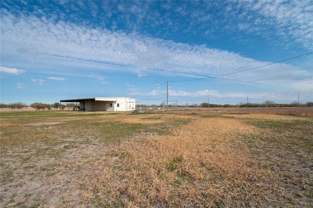 6720 Fm Rd 1833, Robstown, TX 78380