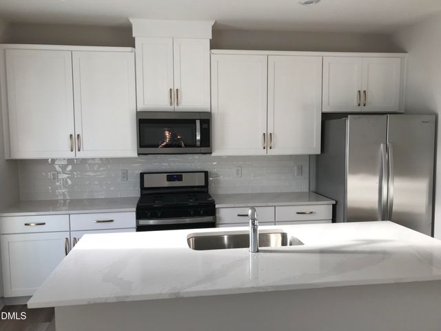 828 Oak Center Drive, Raleigh, NC 27610