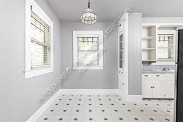 2102 Brackenridge ST B, Austin, TX 78704