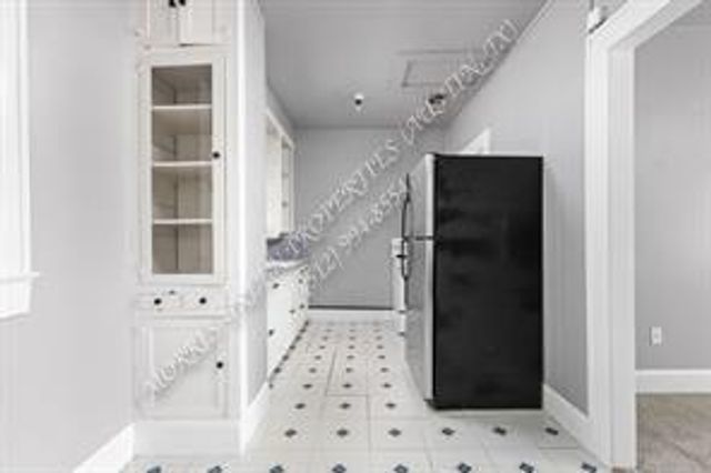 2102 Brackenridge ST B, Austin, TX 78704