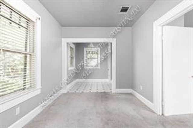 2102 Brackenridge ST B, Austin, TX 78704