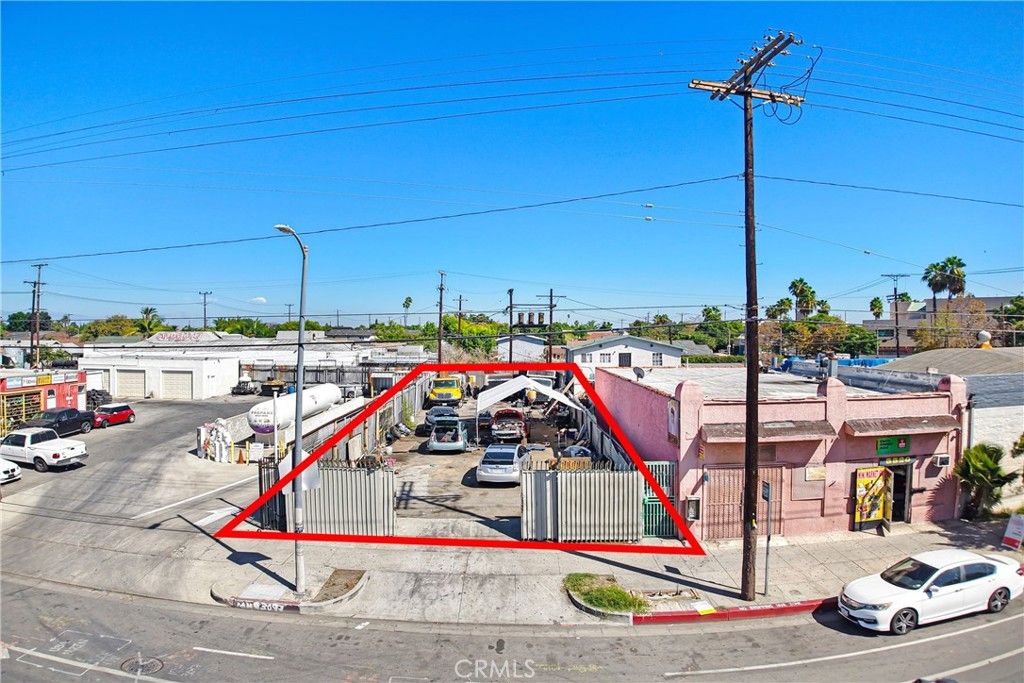 5513 Avalon, Los Angeles, CA 90011