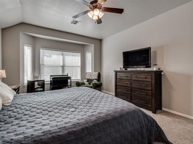 19210 Hidden Pines Drive, Norman, OK 73026