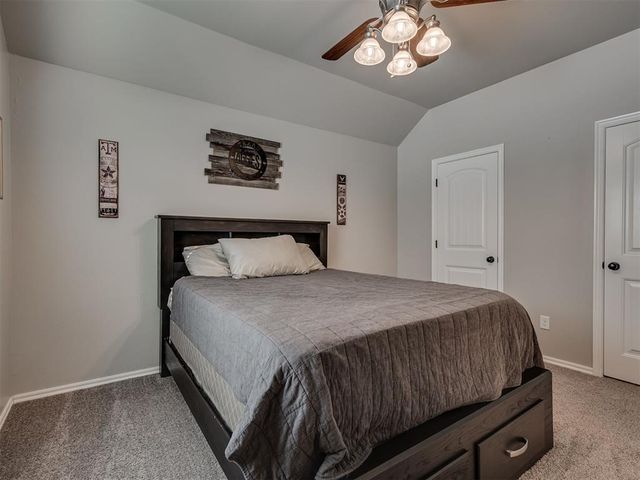 19210 Hidden Pines Drive, Norman, OK 73026