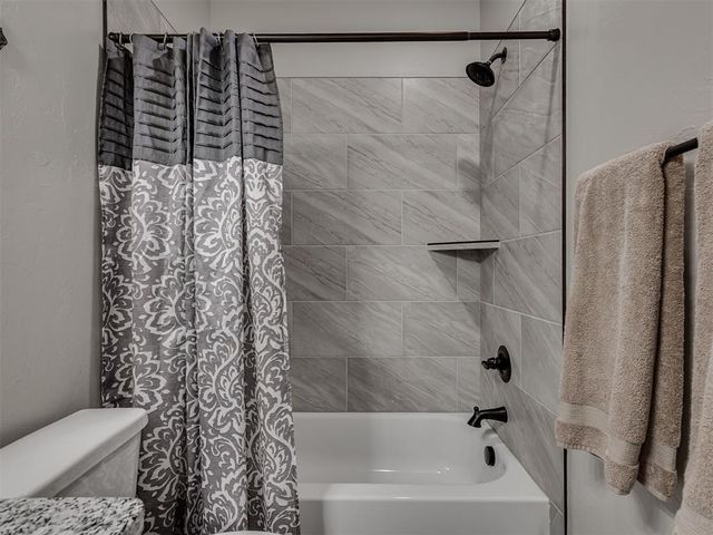 19210 Hidden Pines Drive, Norman, OK 73026