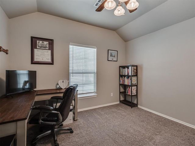 19210 Hidden Pines Drive, Norman, OK 73026