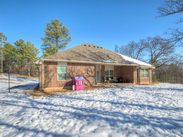 19210 Hidden Pines Drive, Norman, OK 73026