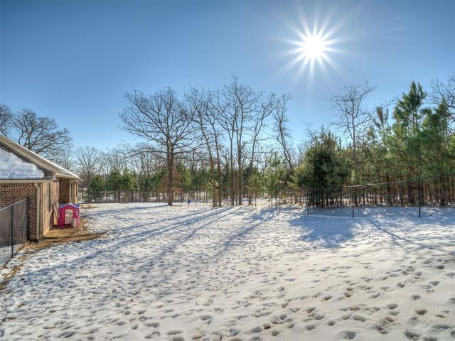 19210 Hidden Pines Drive, Norman, OK 73026