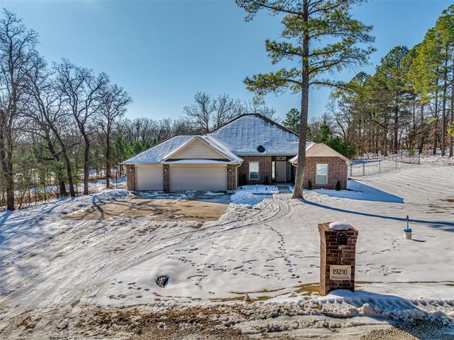 19210 Hidden Pines Drive, Norman, OK 73026