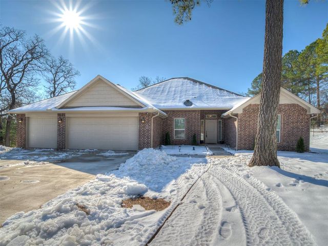 19210 Hidden Pines Drive, Norman, OK 73026