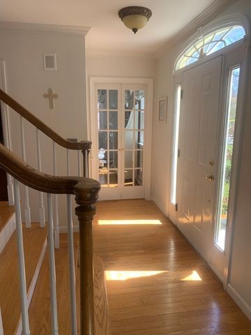101 River Rd, Hanover, MA 02339