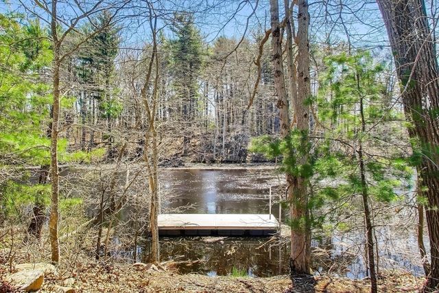 101 River Rd, Hanover, MA 02339