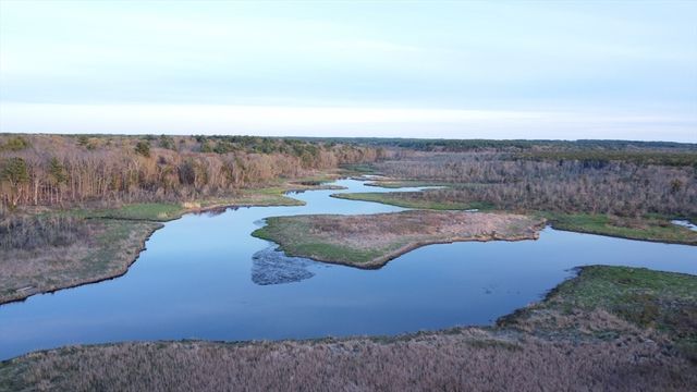 101 River Rd, Hanover, MA 02339