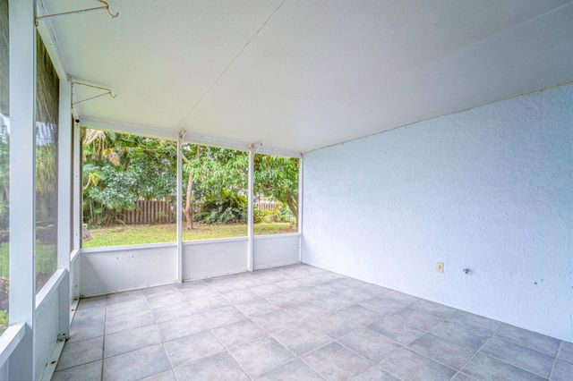 6851 NW Jorgensen Road, Port St Lucie, FL 34983