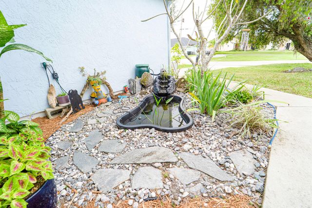 6851 NW Jorgensen Road, Port St Lucie, FL 34983