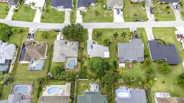 6851 NW Jorgensen Road, Port St Lucie, FL 34983