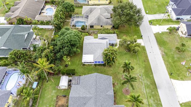 6851 NW Jorgensen Road, Port St Lucie, FL 34983