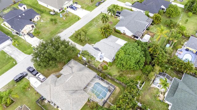 6851 NW Jorgensen Road, Port St Lucie, FL 34983