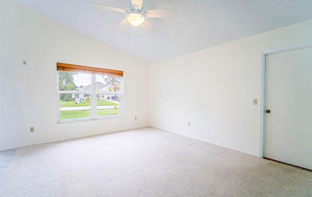 6851 NW Jorgensen Road, Port St Lucie, FL 34983