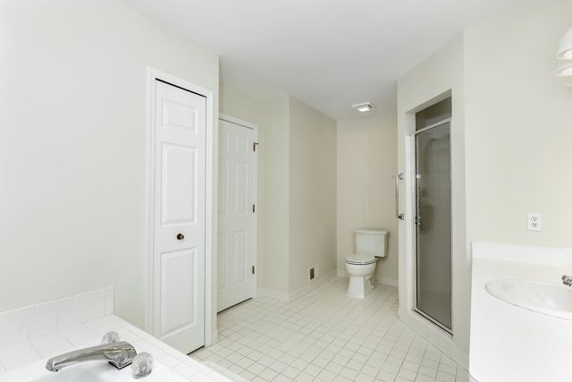 37743 Avon Lane, Farmington Hills, MI 48331
