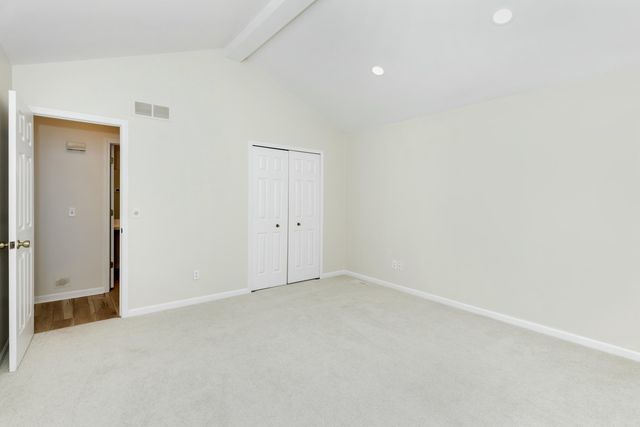 37743 Avon Lane, Farmington Hills, MI 48331