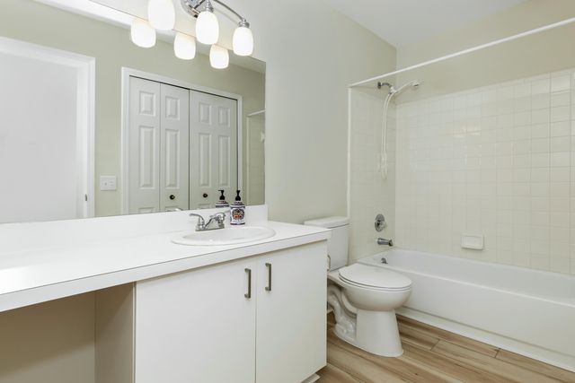 37743 Avon Lane, Farmington Hills, MI 48331