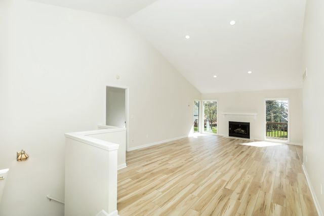 37743 Avon Lane, Farmington Hills, MI 48331