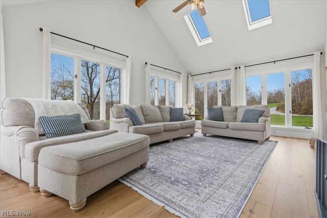 151 Dover Road, Washington, WV 26181