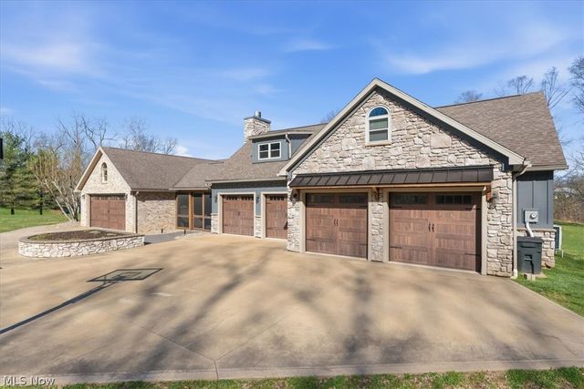 151 Dover Road, Washington, WV 26181