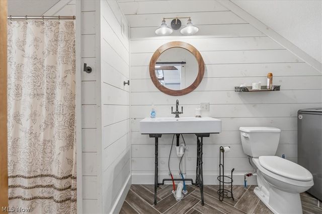 151 Dover Road, Washington, WV 26181