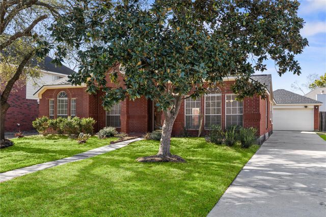 6314 Castle Lane Drive, Houston, TX 77066