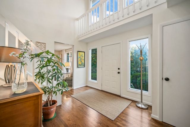 17 Mcneil Cir, Marlborough, MA 01752