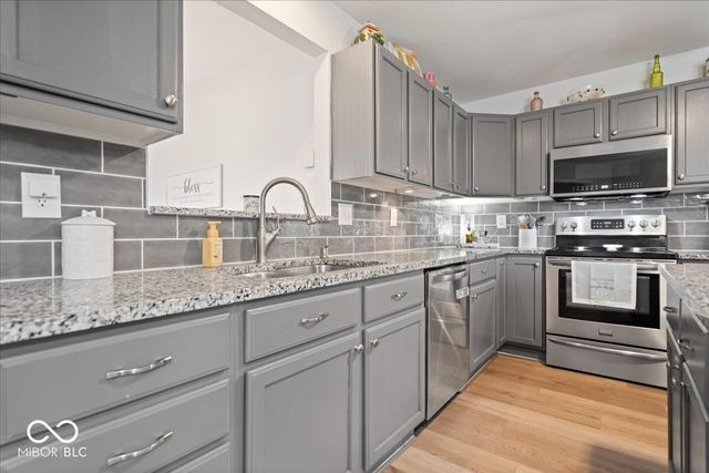5450 Bracken Drive, Indianapolis, IN 46239