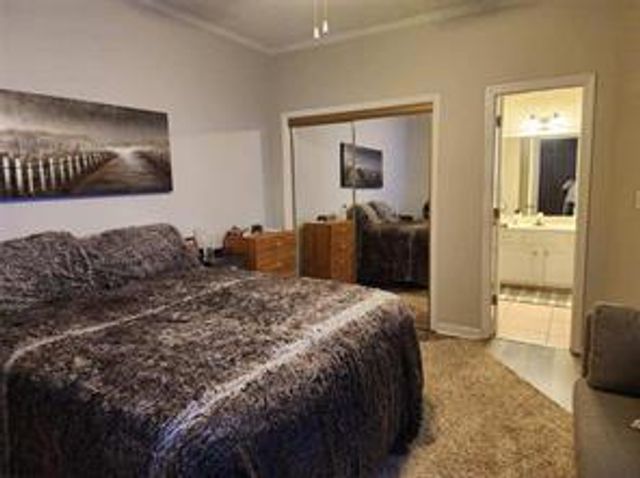 2505 W Broad Street 924, Athens, GA 30606