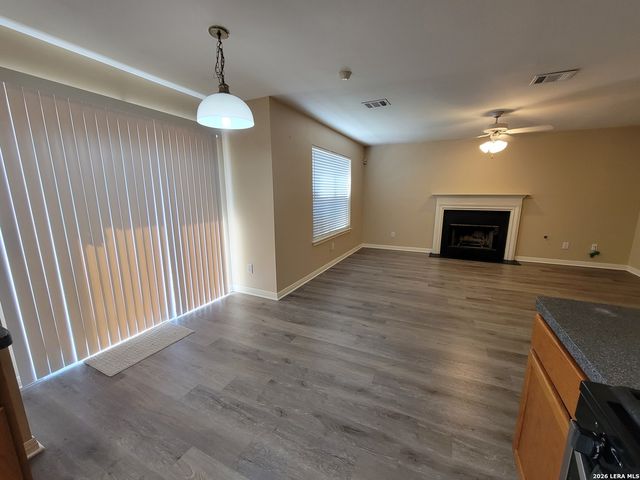 7519 redman, Converse, TX 78109