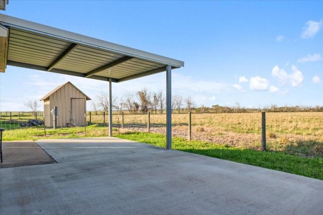 2407 Thuesen Road, Beasley, TX 77417