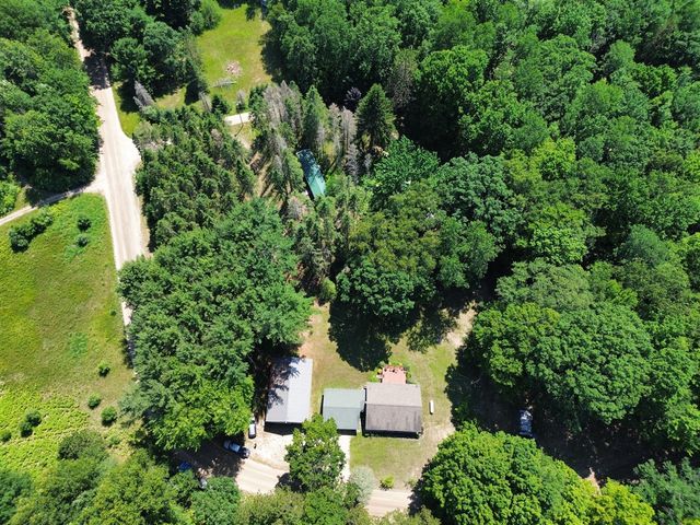 2564 Bialik Road, Manistee, MI 49660