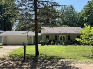 2564 Bialik Road, Manistee, MI 49660
