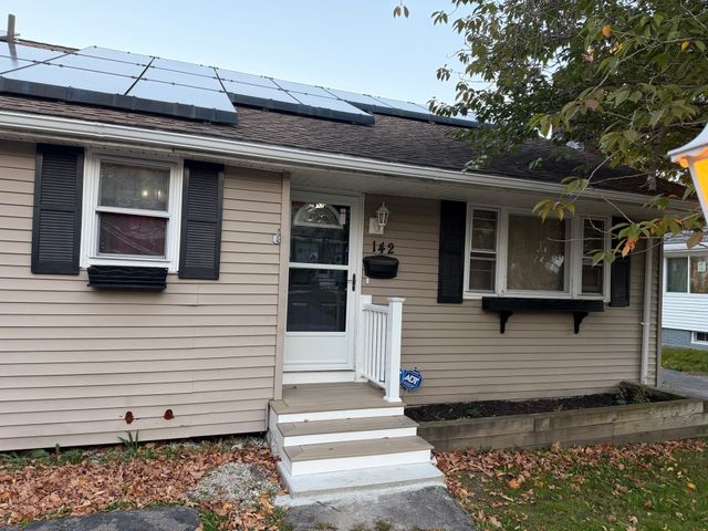 142 Short St, Brockton, MA 02302