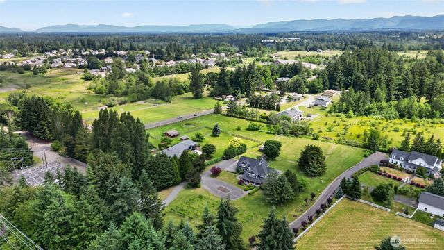 3601 214th Avenue E, Lake Tapps, WA 98391